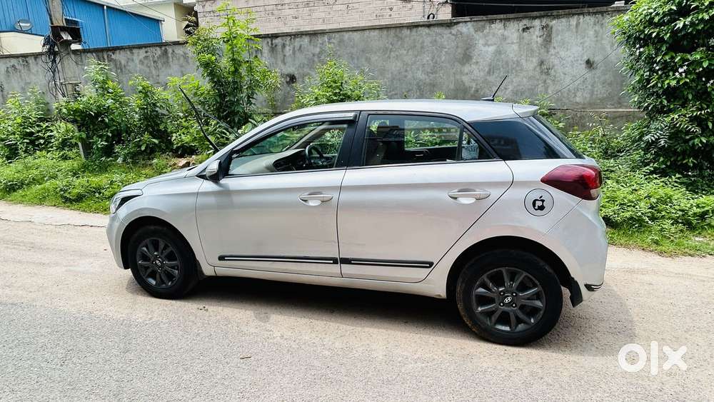 Hyundai Elite I20 Sportz (o) 1.2, 2019, Petrol