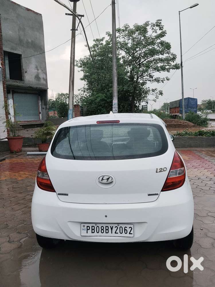 Hyundai I20 Sportz Plus Diesel, 2011, Diesel