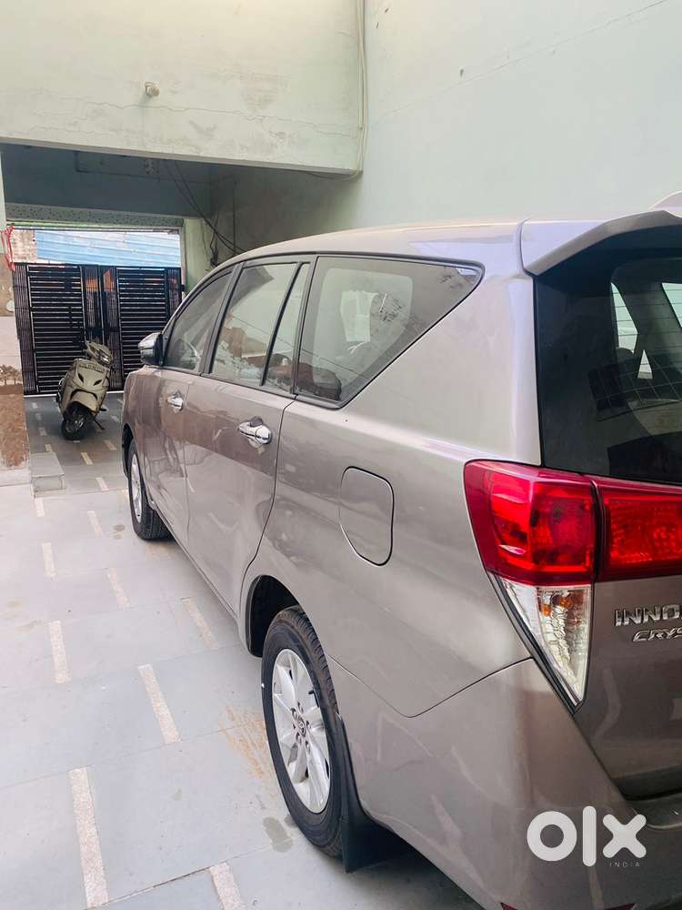 Toyota Innova Crysta 2017 Diesel Manual