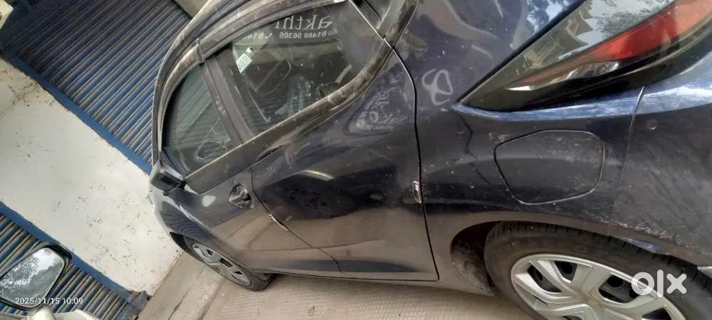 Tata Altroz Xm Plus Petrol Manual 2025