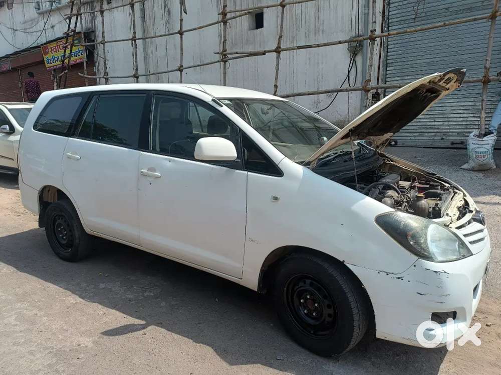 Toyota Innova 2011 Diesel Well Maintained