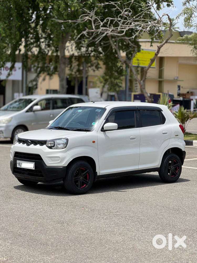 Maruti Suzuki S-presso Vxi Plus Amt, 2020, Petrol