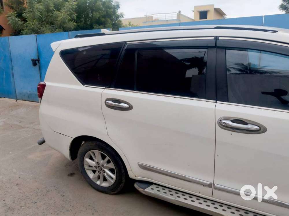 Toyota Innova Crysta 2018 Diesel Well Maintained