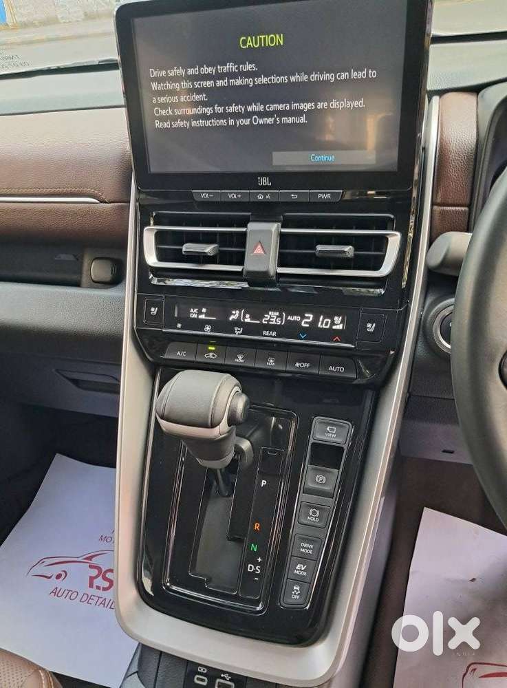 Toyota Innova Hycross 2.0 Zx Hybrid 7 Str, 2024, Petrol