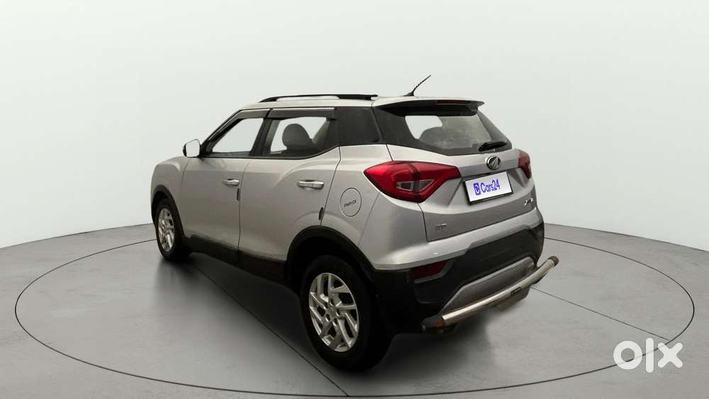 Mahindra Xuv300 W8, 2022, Petrol