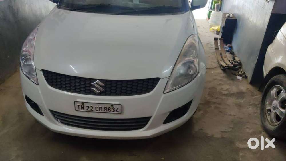 Maruthi Suzuki Swift Lxi