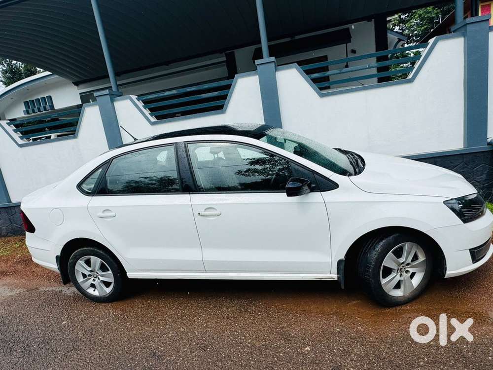 Skoda Rapid Tsi 2021 Petrol Well Maintained