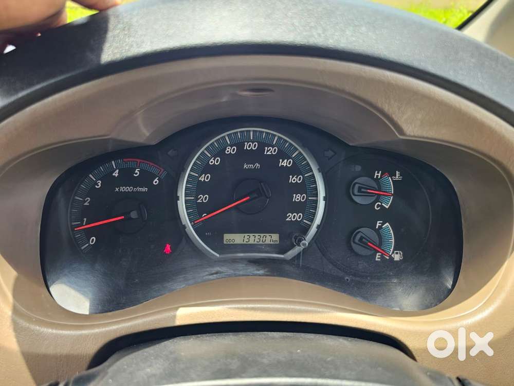 Toyota Innova 2.5 Z Diesel 7 Seater, 2015, Diesel