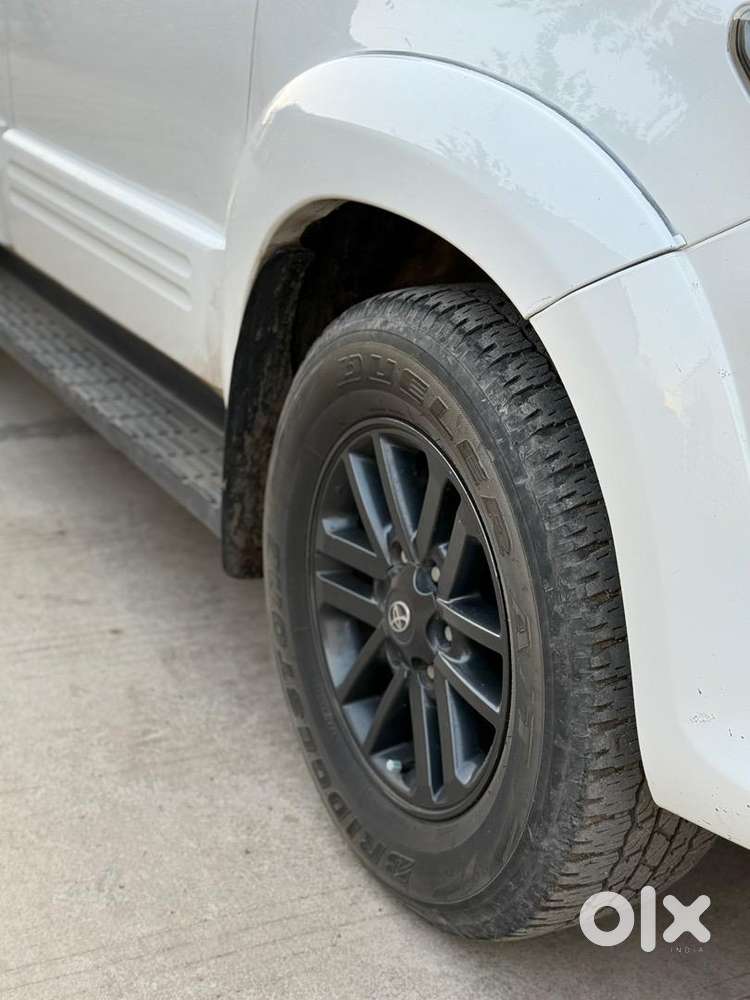 Toyota Fortuner 2015 Diesel Well Maintained