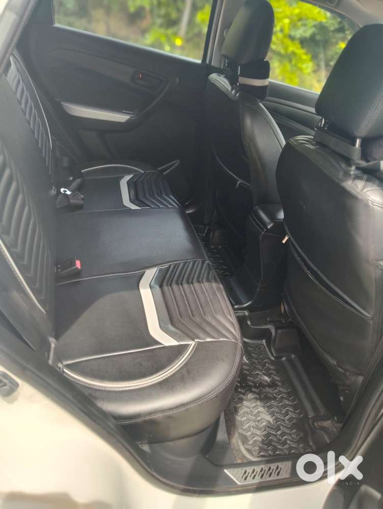 Maruti Suzuki Brezza 1.5 Vxi Smart Hybrid, 2020, Petrol