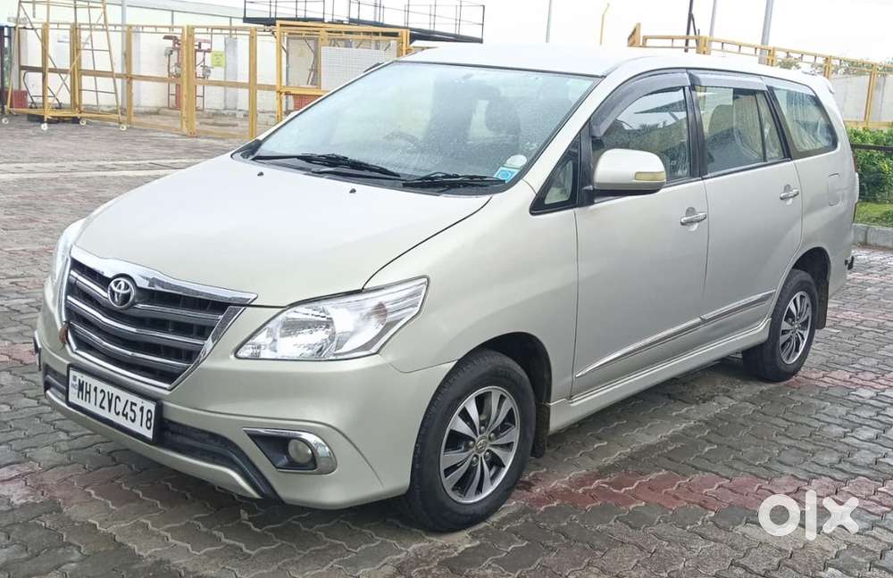 Toyota Innova 2.5 V 2016