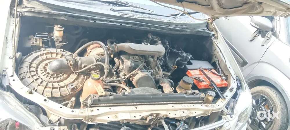 Toyota Innova Diesel 7 Str 2013