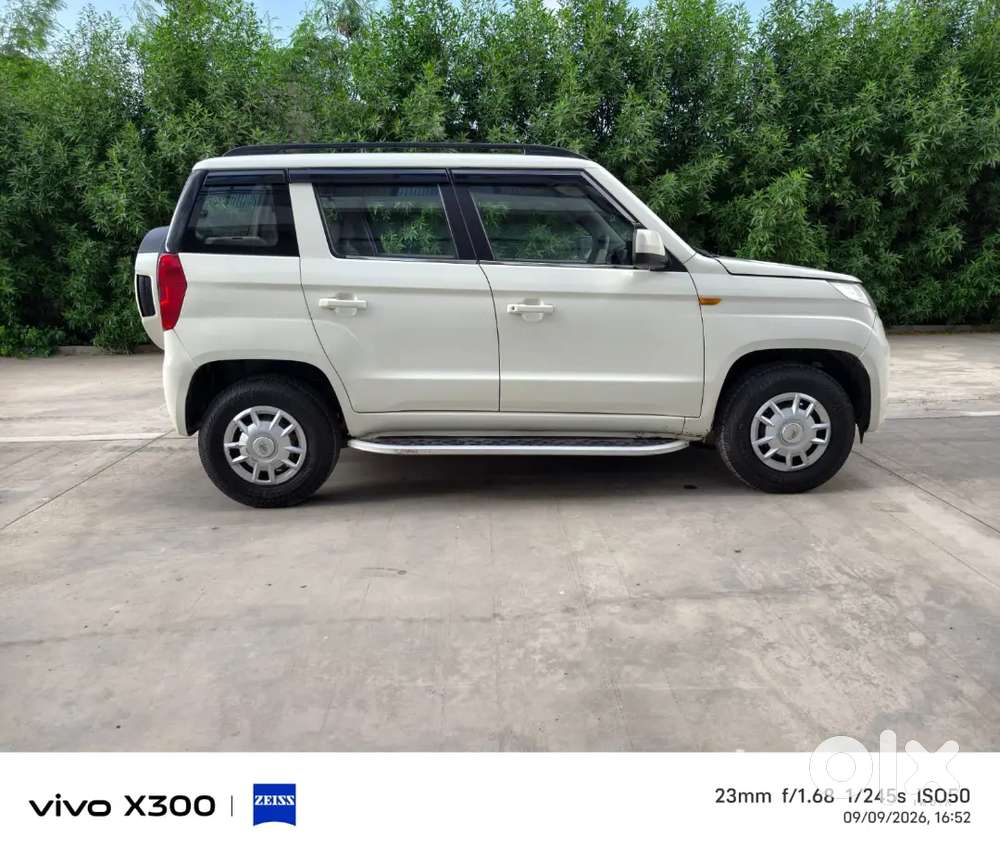 2018 Mahindra Tuv300 T6+ Diesel | 2nd Owner