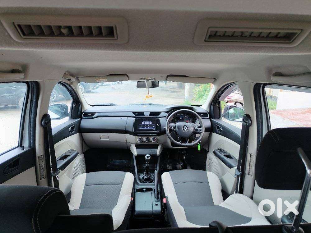 Renault Triber Rxt, 2023, Petrol