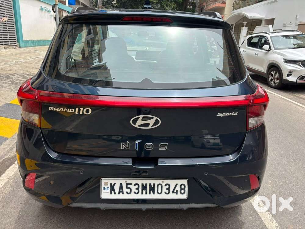 Hyundai Grand i10 Nios Sportz AMT 1.2 Kappa VTVT, 2025, Petrol