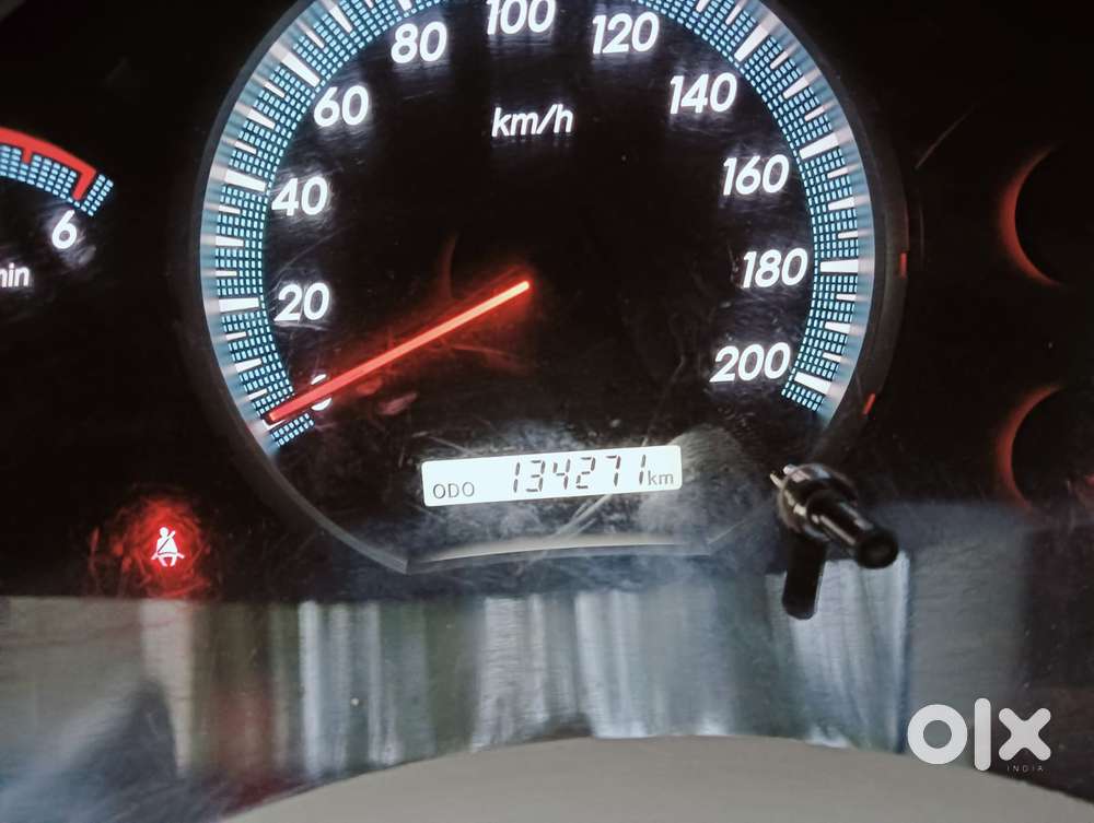 Toyota Innova 2.5 Z Diesel 7 Seater Bs Iv, 2014, Diesel