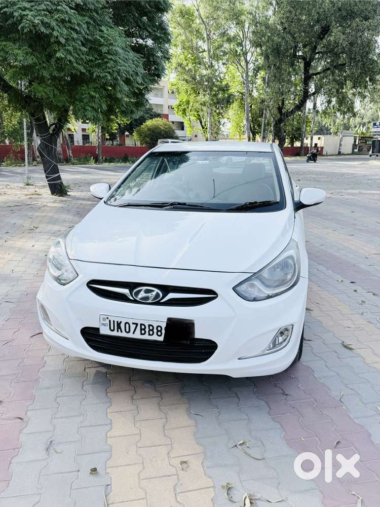 Hyundai Verna 1.6 Sx Vtvt, 2014, Petrol