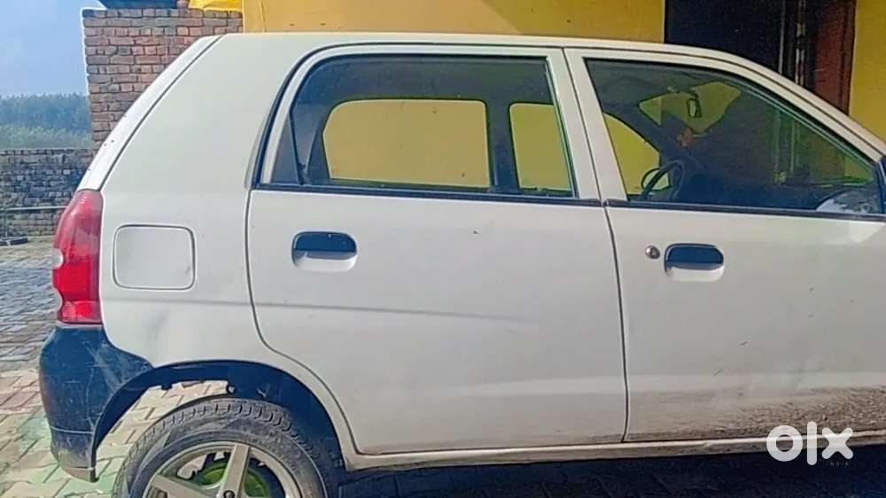 Alto With Alloy