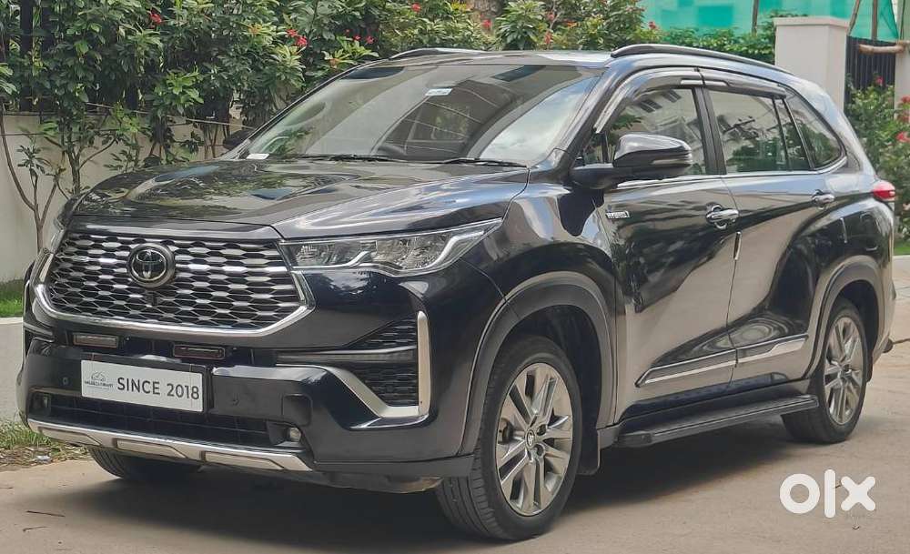 Toyota Innova Hycross 2.0 Zx (o) Hybrid 7 Str, 2024, Petrol