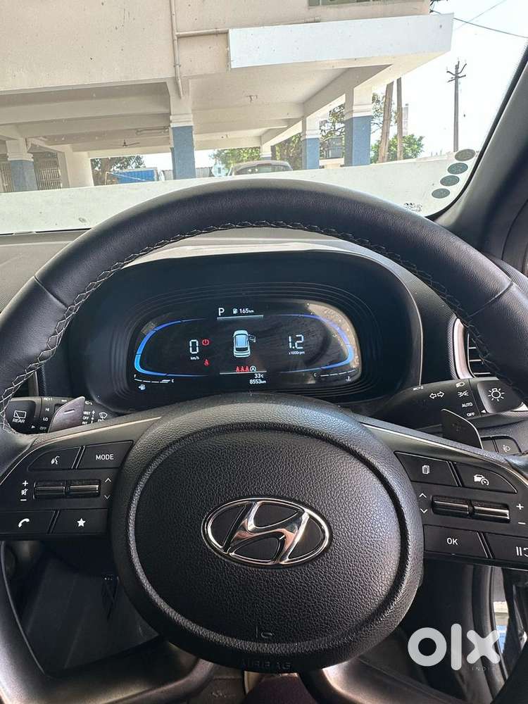 Hyundai Venue 2023 Petrol Car
