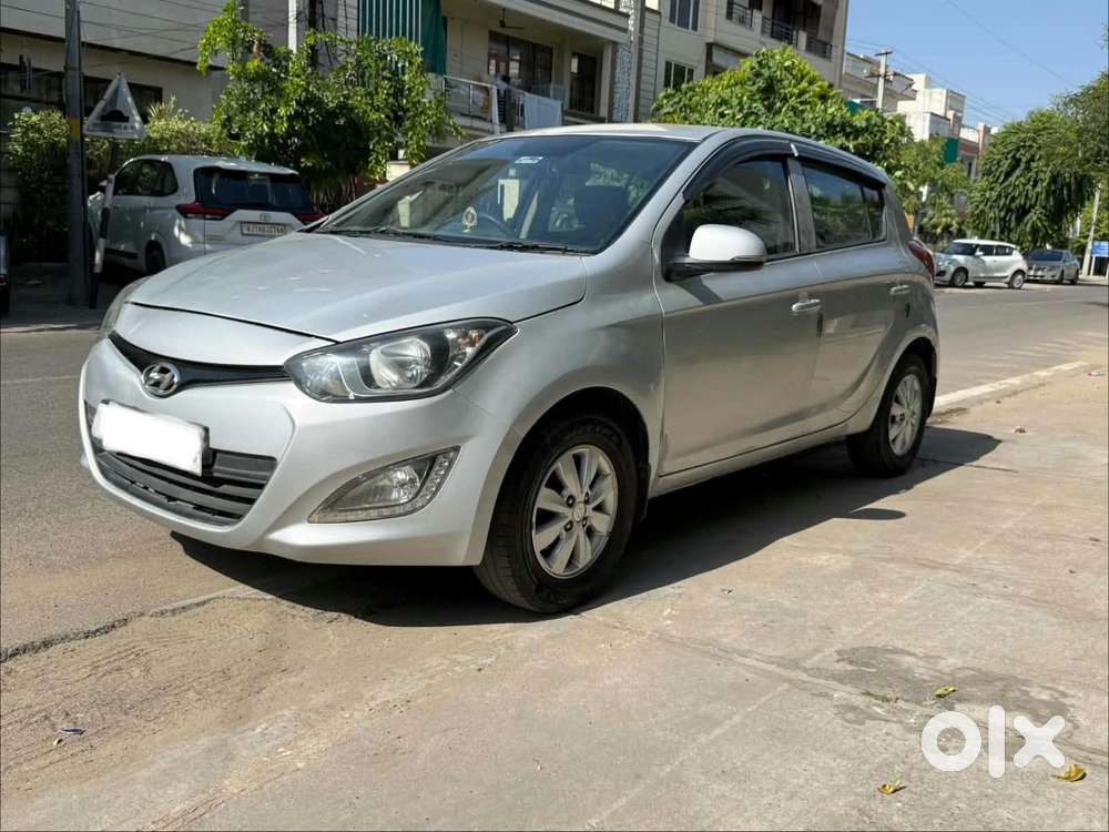 Hyundai I20 Sportz 1.2 Bs-iv, 2013, Petrol