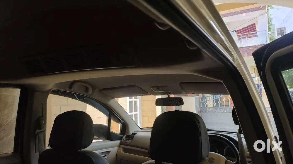 Maruti Suzuki Ertiga 2012