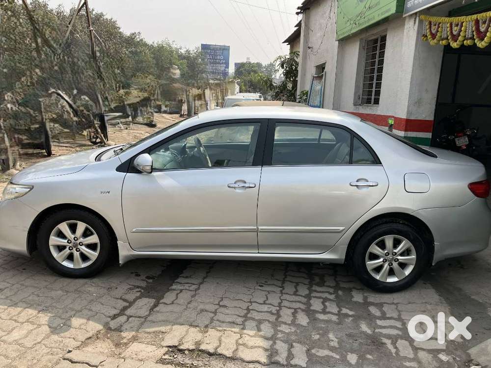 Toyota Corolla Altis 1.8 Vl At | 74k Km Genuine | 6-month Warranty