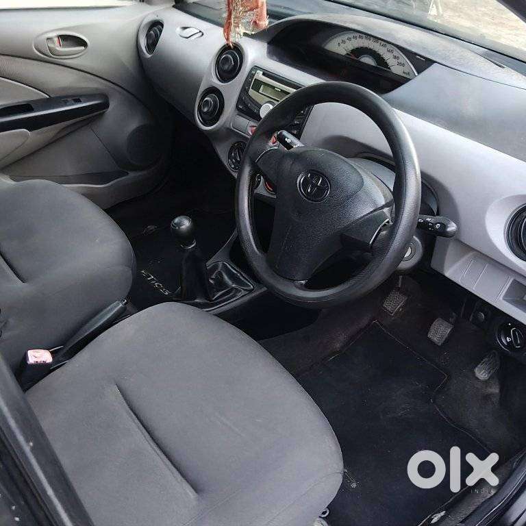 Toyota Etios 2010-2012 G, 2011, Petrol