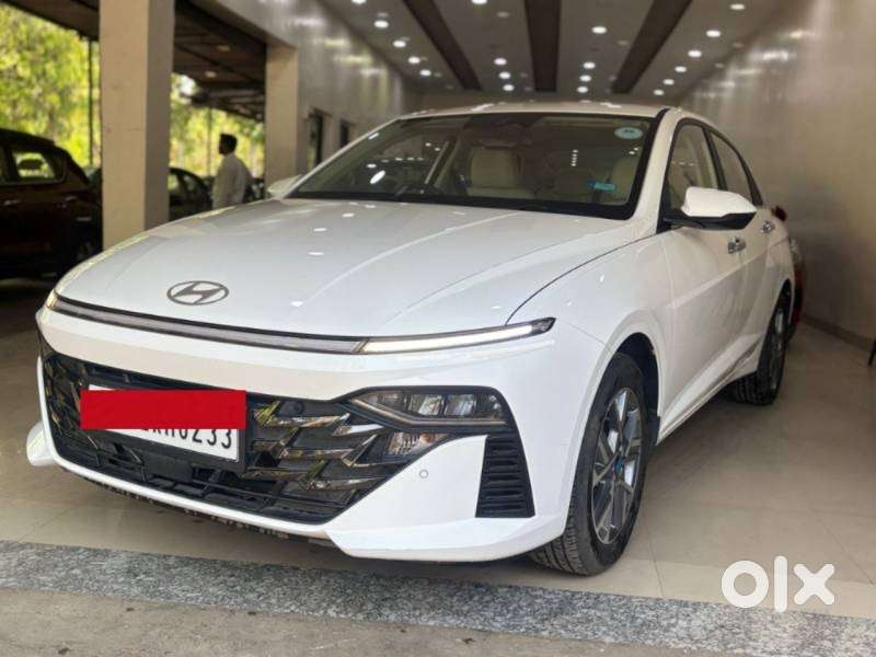 Hyundai Verna 1.5 Sx (o) Vtvt Ivt, 2024, Petrol