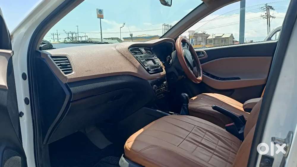 Hyundai I20 Sports Ports 2017 Petrol 72000 Km Driven