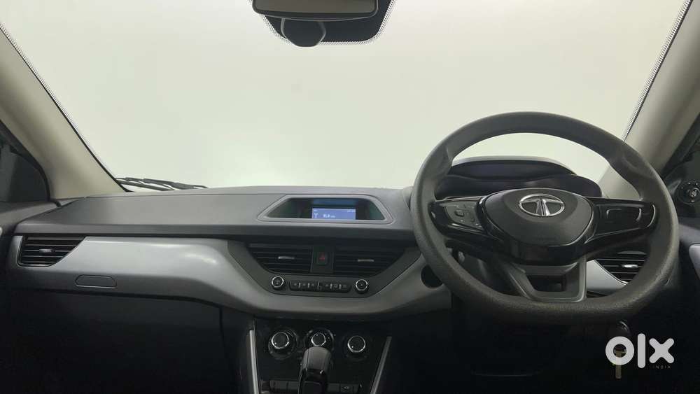Tata Nexon 1.2 Revotron Xma Amt (s), 2022, Petrol