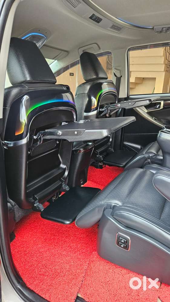 Toyota Innova Crysta 2.4 Z 7 Str, 2025, Diesel