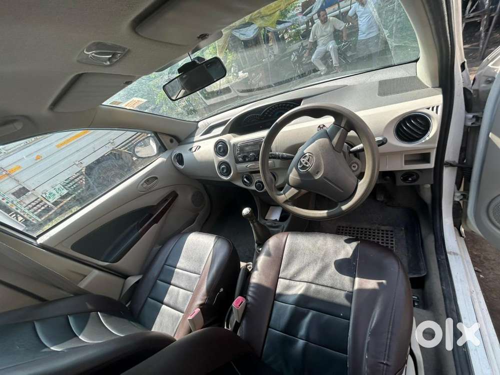 Toyota Etios Liva 2013