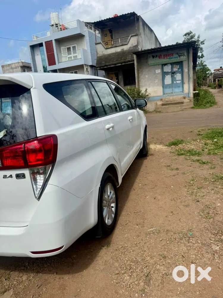 Toyota Innova Crysta 2019