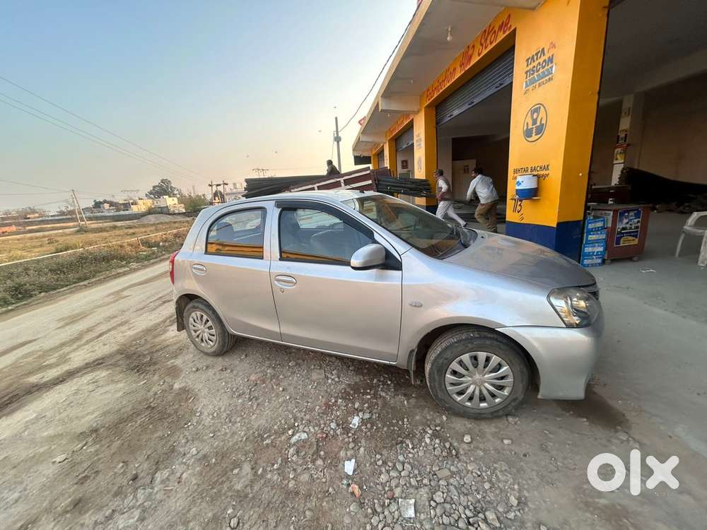 Toyota Etios Liva 2015