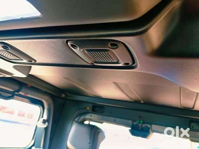 Mahindra Thar Lx Hard Top Petrol At Rwd, 2022, Petrol