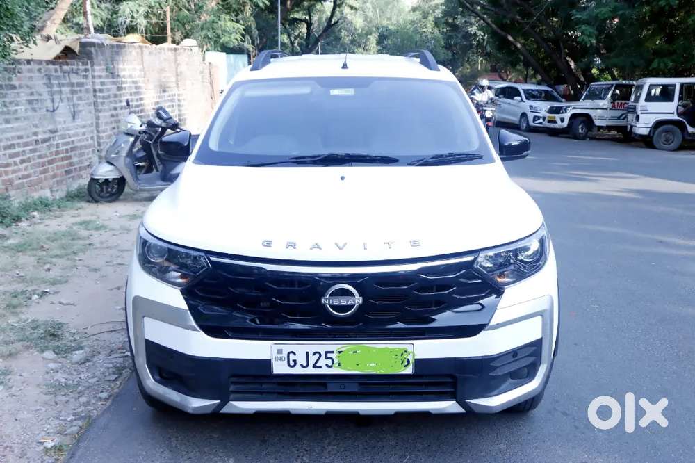Nissan Gravite Acenta 2026