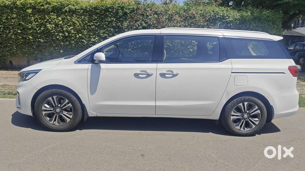 Kia Carnival Prestige, 2021, Diesel