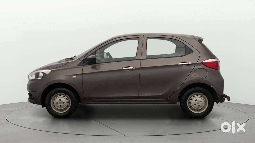 Tata Tiago 1.2 Revotron Xm, 2018, Petrol