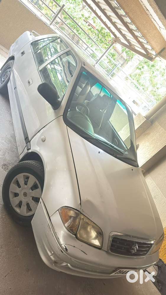 Esteem Vxi Maruti 2004
