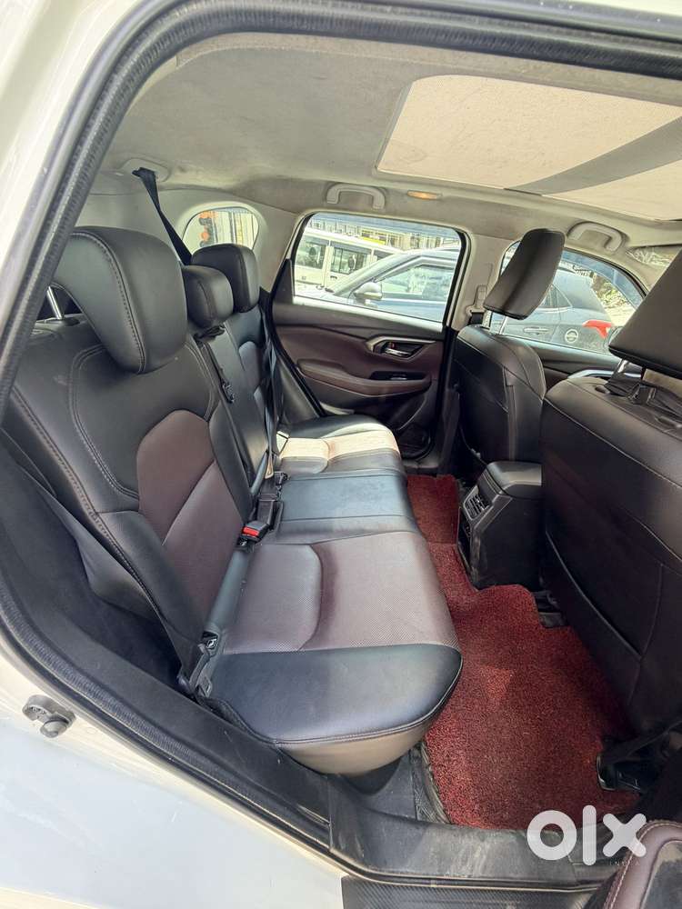 Maruti Suzuki Grand Vitara Smart Hybrid Alpha, 2023, Petrol