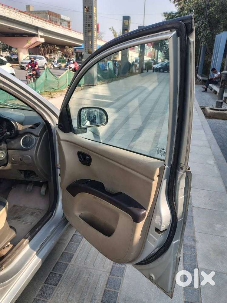 Hyundai I10 Era, 2012, Cng & Hybrids