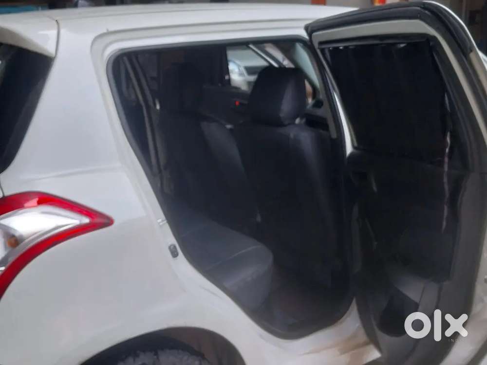 Maruti Suzuki Swift 2015