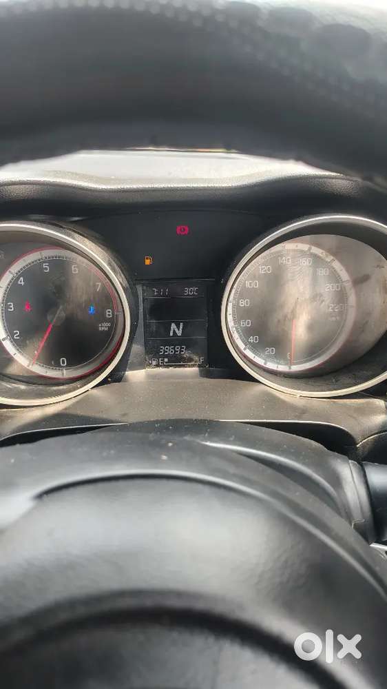 Maruti Suzuki Swift 2018 Automatic Petrol 40000 Km Driven