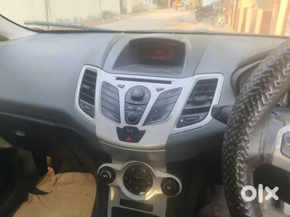 Ford Fiesta 2013 Diesel 117000 Km Driven