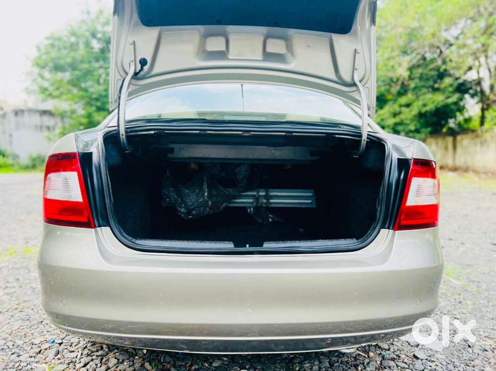 Skoda Rapid [2016-2020] 1.5 Style Plus Tdi At, 2016, Diesel