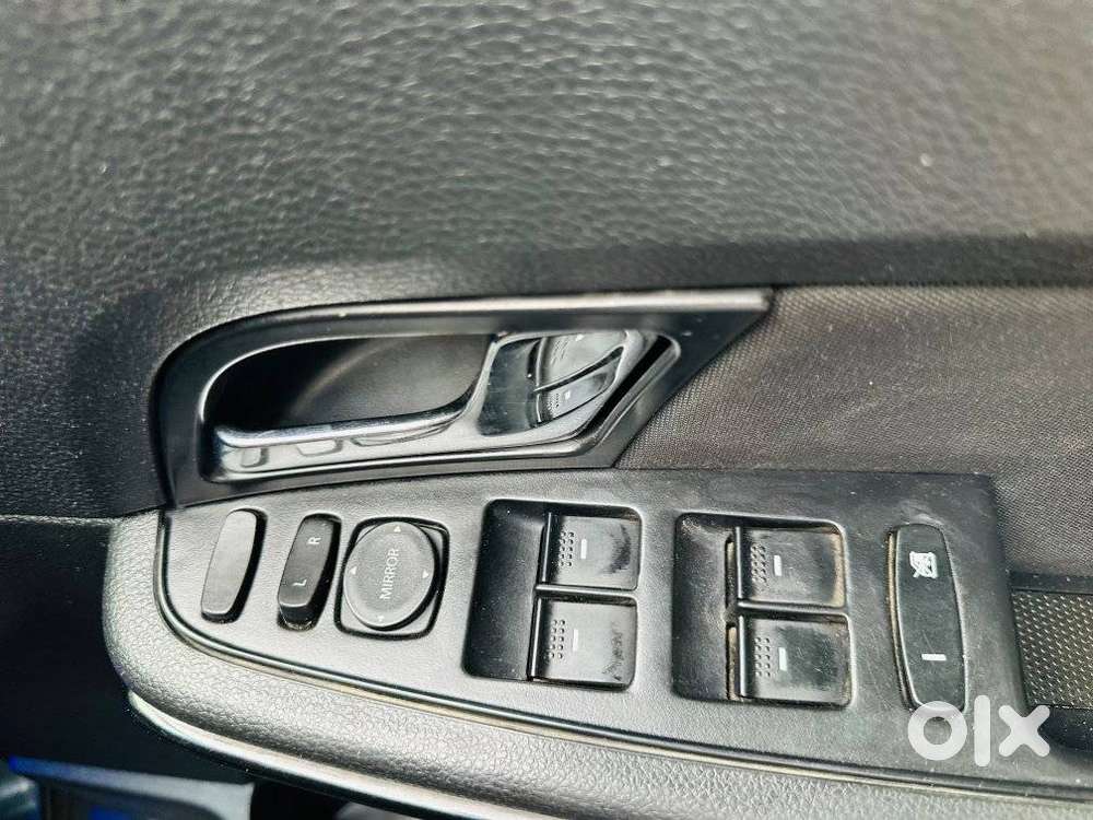 Tata Hexa 2.2 Xe 4x2 7 Str, 2018, Diesel