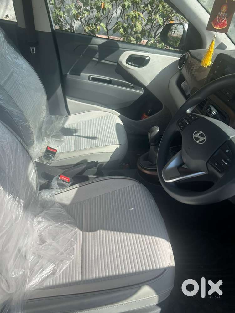 Hyundai Aura 2026 Hybrid With All Accesiores