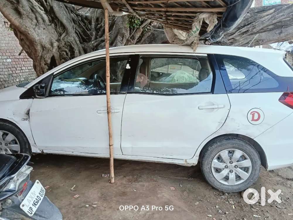 Honda Mobilio Diesel 2014 Variant