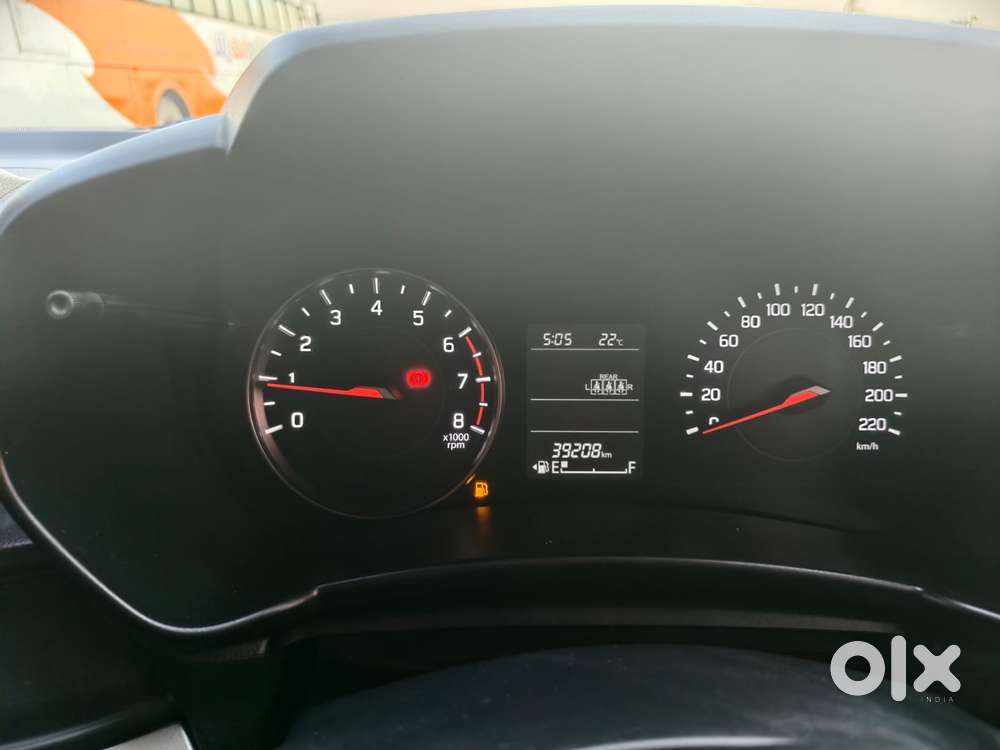 Maruti Suzuki Swift 1.3 Zxi, 2024, Petrol
